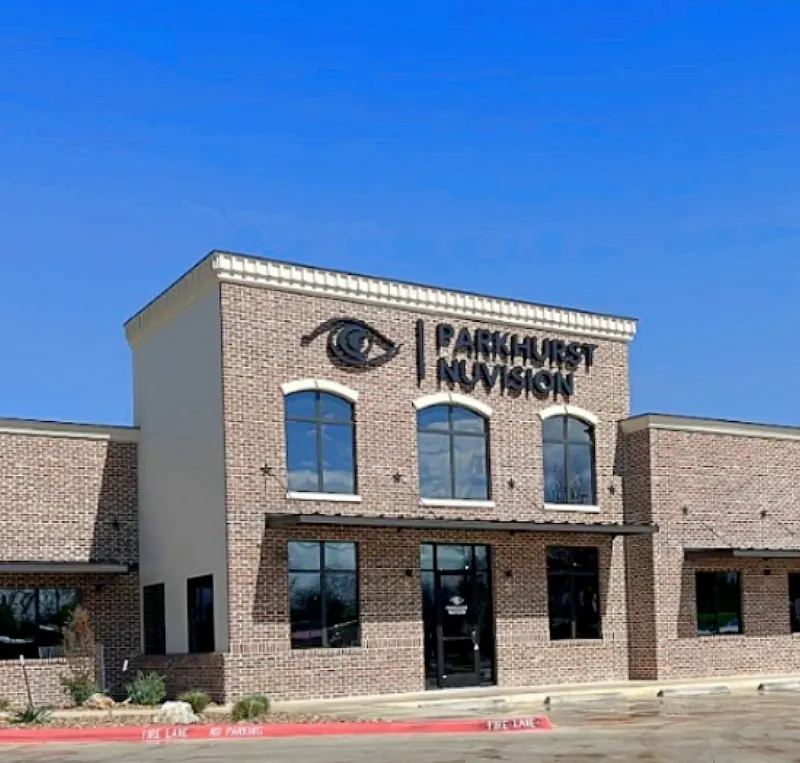 Picture of the exterior of the building at Parkhurst NuVision New Braunfels office